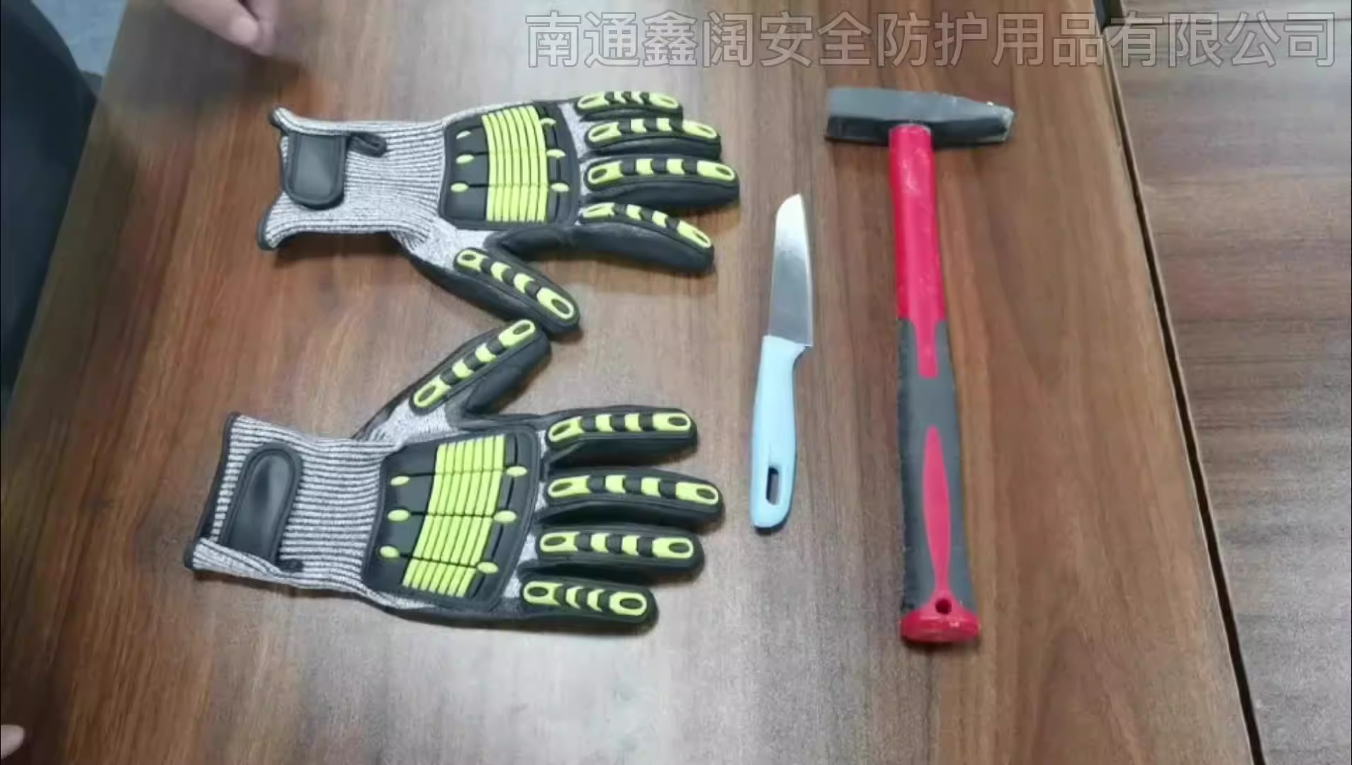 Mechanix Anti-Vibration Heavy  - مراجعة Work Glove Impact وسعره