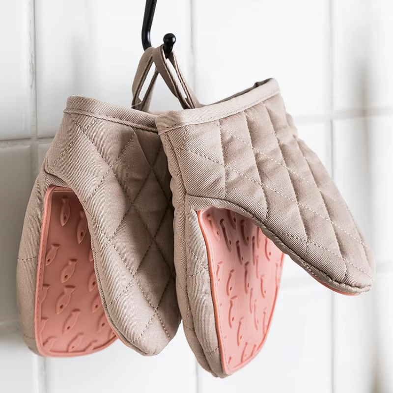 1PCS Thickened Heat Insulation - مراجعة Oven Mitt Silicone وسعره